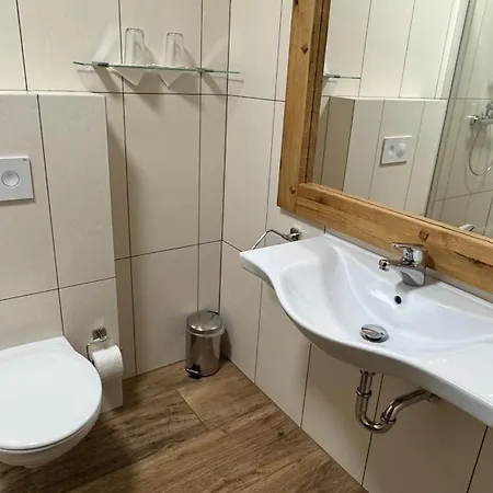 Апартаменты Zamecka Fortovna Obora - Forester House Kaznejov