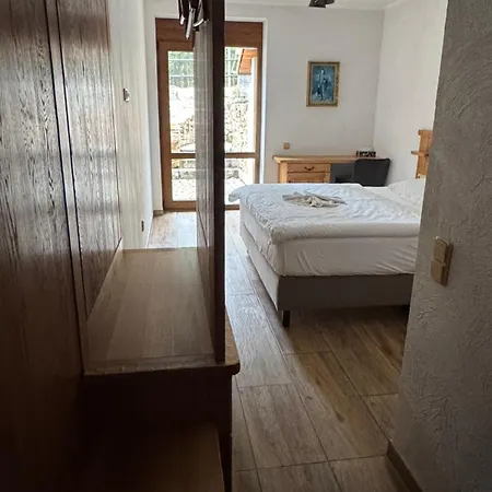 Zamecka Fortovna Obora - Forester House * Kaznejov