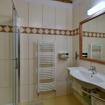 Zamecka Fortovna Obora - Forester House Апартаменты