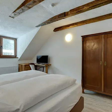 Zamecka Fortovna Obora - Forester House *