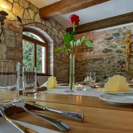 Zamecka Fortovna Obora - Forester House Kaznejov