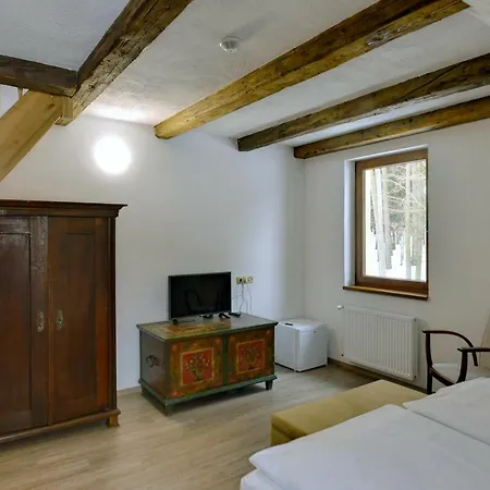 Zamecka Fortovna Obora - Forester House