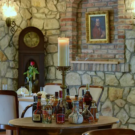 Zamecka Fortovna Obora - Forester House *