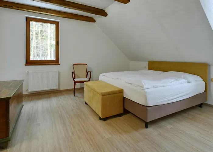 Zamecka Fortovna Obora - Forester House