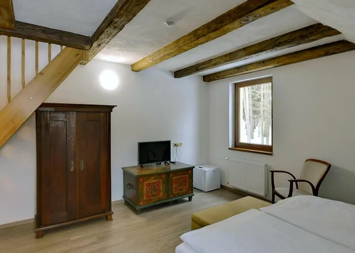 Zamecka Fortovna Obora - Forester House