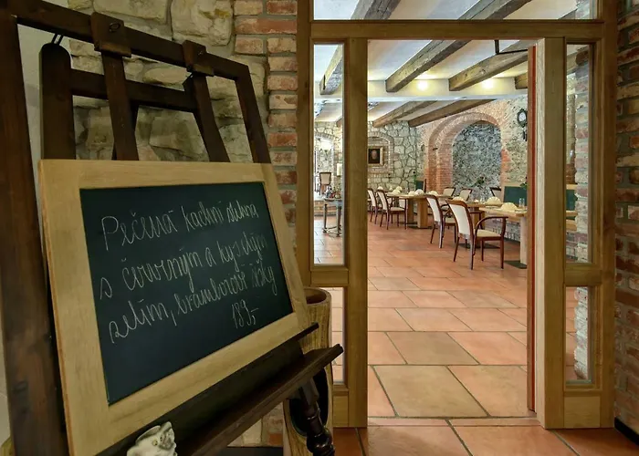 아파트 Zamecka Fortovna Obora - Forester House Kaznejov